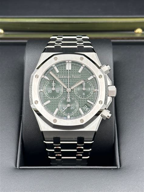 audemars piguet grün|Audemars Piguet royal oak weight.